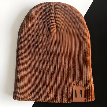 HARAHU Едноцветна детска шапка - Кафява kp12334 (12334)