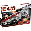 LEGO® Star Wars™ 8039 Útočný křižník Republiky