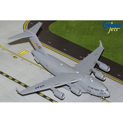 Gemini C-17A Globemaster III United States Air Force Marcch AFB Named Spirit of Rosie the Riveter 1:200