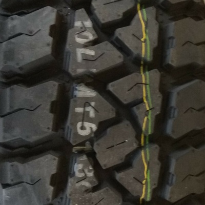 Kumho Road Venture MT51 275/65 R17 121/118Q