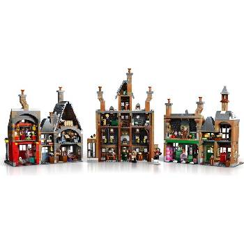 Image 1 of LEGO® Harry Potter™ Hogsmeade Village - Collectors' Edition (76457)