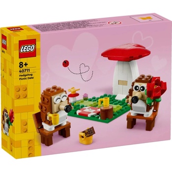 LEGO® Hedgehog Picnic Date (40711)