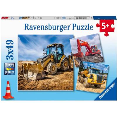 Ravensburger - Puzzle 3x49 Digger At Work - 40 - 99 piese