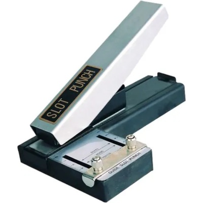 Перфоратор за бадж с ограничител