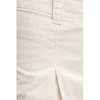 Calvin Klein Jeans Памучна пола-панталон Calvin Klein Jeans в бежово къса разкроена J20J225215 (J20J225215)