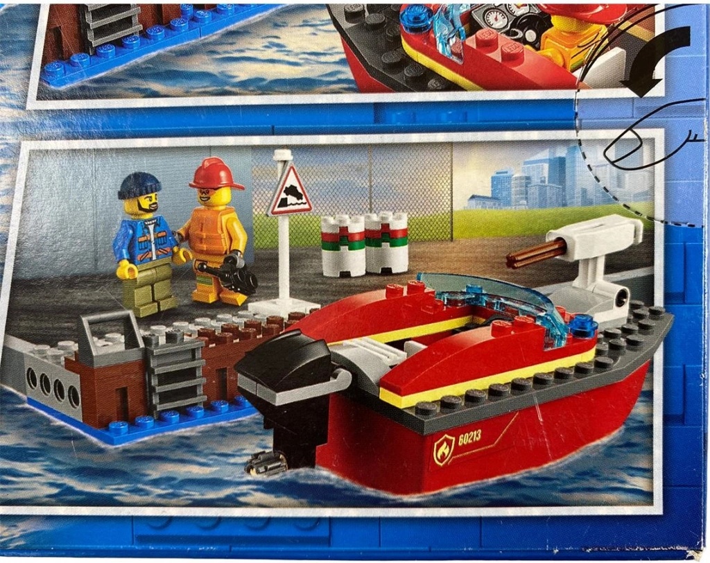 LEGO® City 60213 Požár v přístavu od 595 Kč