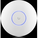 Access pointy a routery Ubiquiti U7-Pro