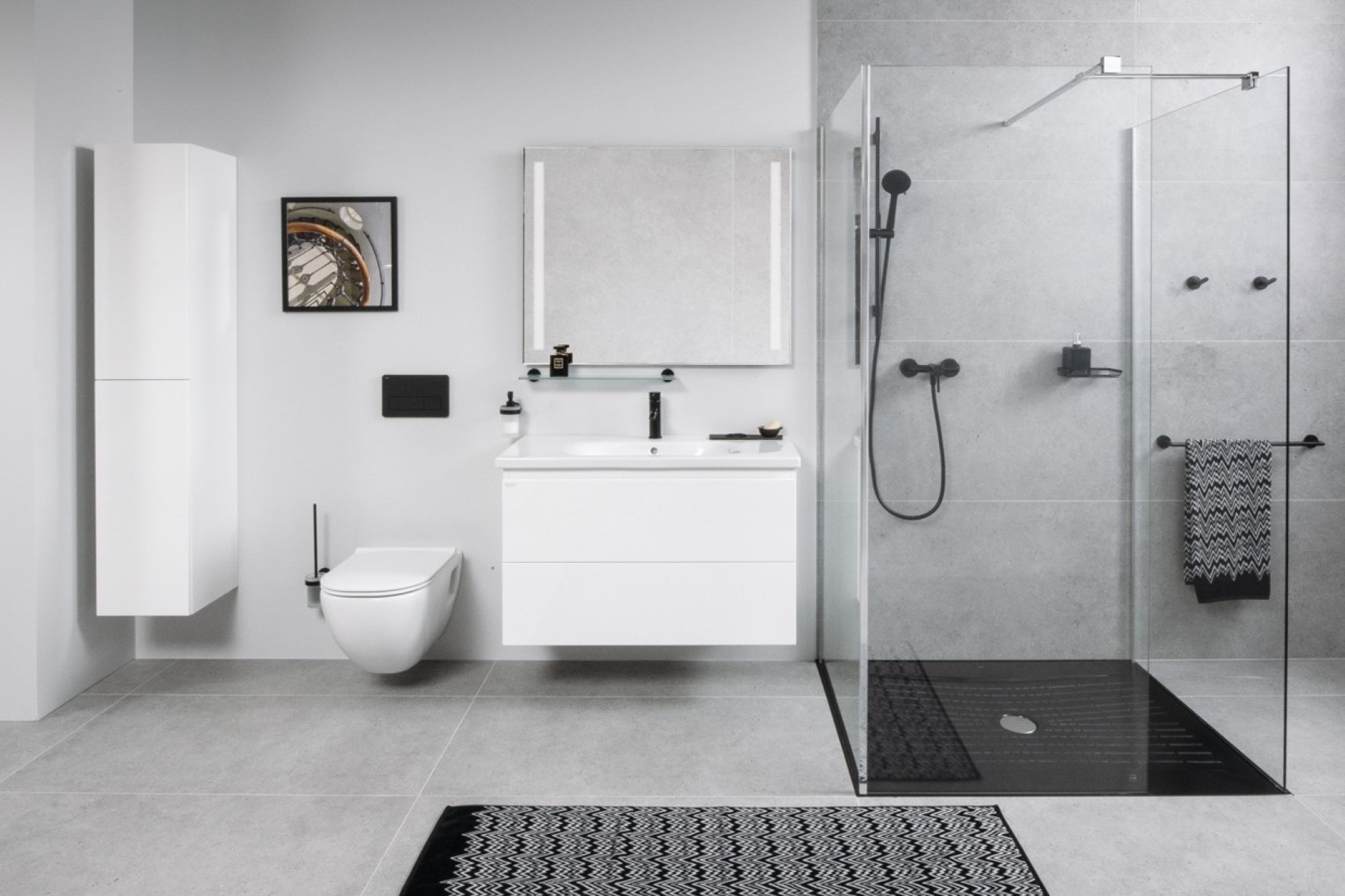 Chytré kombinace JIKA pro krásnou koupelnu Ukázka koupelny JIKA s vyváženým designem