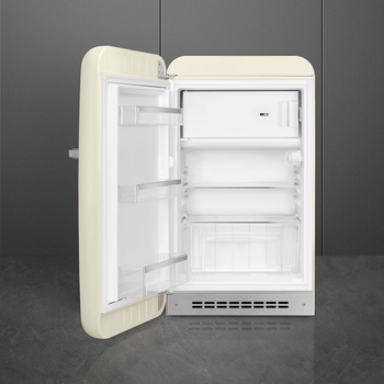 Image 1 of Smeg FAB10LCR5