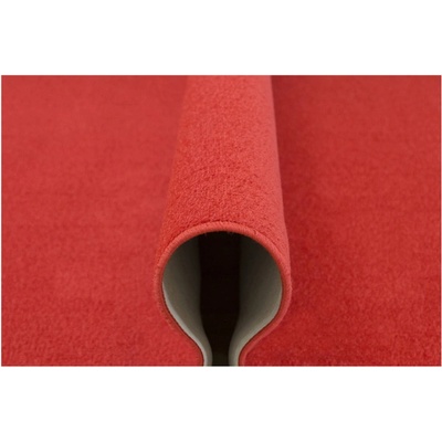 Nej-koberce Dynasty 15 červený metráž 300 cm