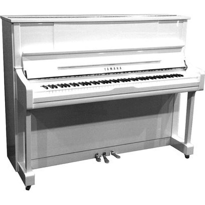 YAMAHA U3