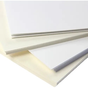 True jet - china ФОТОХАРТИЯ TRUE JET - GLOSSY PHOTO PAPER - 150 gr/m2 - A4 Size - 210 mm x 297 mm - 20 листа (700JET GPP150GA4)
