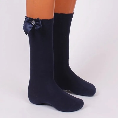 Детски 3/4 чорапи в тъмносин цвят със сатенена панделка и бижу