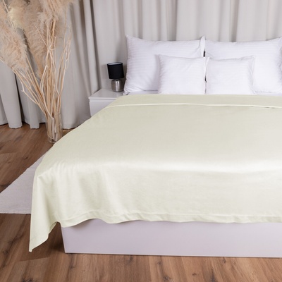Biante přehoz na postel Zamatový Velvet Prémium SVP-003 Smotanový 220 x 240 cm