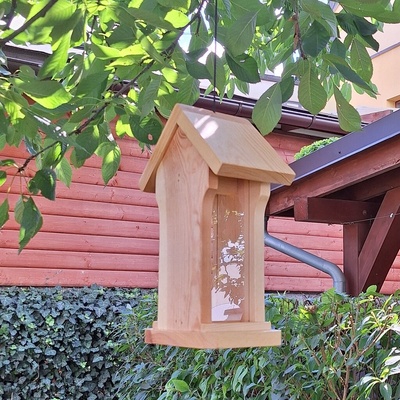 BAT-MAN Klasik Kŕmidlo pre vtáky drevo s náterom natural