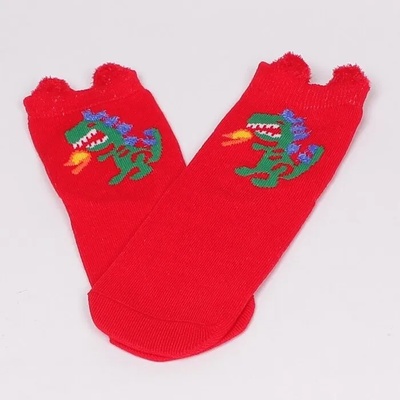 Детски памучни чорапи в червен цвят с дракон