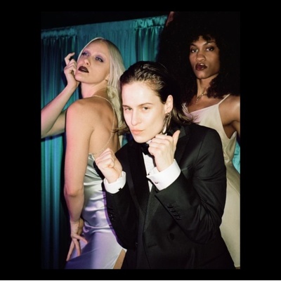 Redcar Les Adorables toiles - Christine and The Queens LP