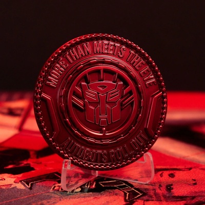 FaNaTtik Transformers Medallion Limited Edition 40th Anniversary Autobot
