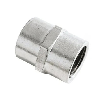 Adler Съединител с вътрешна резба 2 x 1/8 (0133.90)