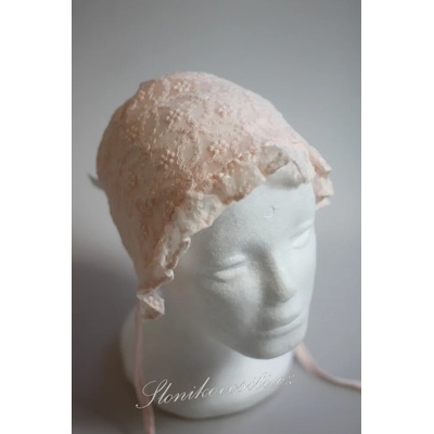 Klobouček krajkový růžový