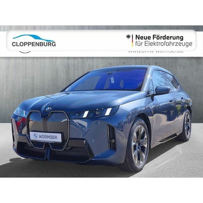 BMW iX xDrive 300 kW