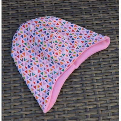 Zateplená Ušanka Motiv Trojúhelníků