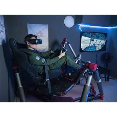 Pohyblivý letecký simulátor – preleťte sa virtuálnou realitou