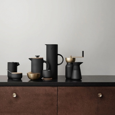 Stelton Termoska EM77 jemne čierna 1 l