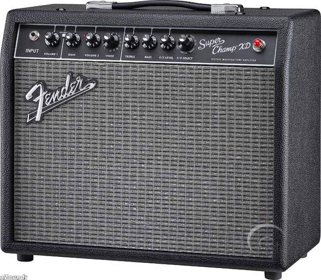 FENDER Super Champ XD