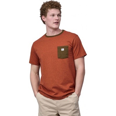 Patagonia Shop Sticker Pocket Responsibili Tee henna brown