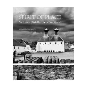 Spirit of Place | Charles Maclean (ISBN: 9780711238916)