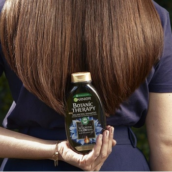 Garnier Botanic Therapy Magnetic Charcoal šampón 400 ml