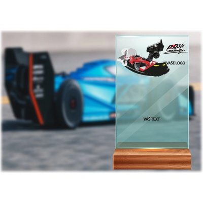 Skleněná trofej na dřevěném podstavci RC modely auta 17 cm