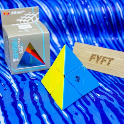 YongJun (YJ) Pyraminx 2 vrstvy - pyramorphix (YJ)