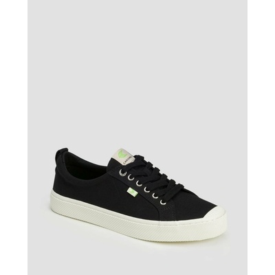 Cariuma OCA Low Black Canvas Sneaker