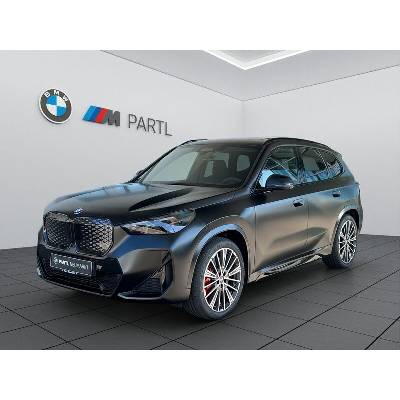 BMW iX1 xDrive30 M Sport Pro 230 kW