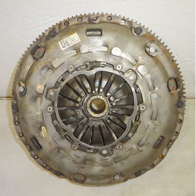 spojka VAG 2,0 TDi CRL 110 KW 6S 04L141015E 04L141015