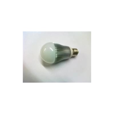 Q Market LED žárovka 7W,E27, bílá
