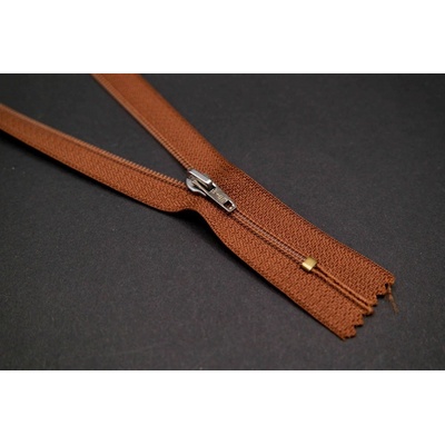 Nedeliteľný jemný plastový špirálový zips (veľkosť číslo 3) rôzne farby - dĺžka 12 cm - 60 cm 18 cm Gaštanová 1