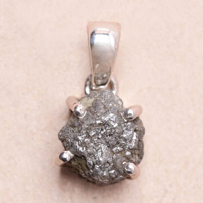 Nefertitis Diamant přírodní surový přívěsek stříbro LOT43 NF51983