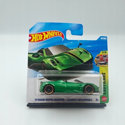 Mattel Hot Wheels 17 Pagani Huayra Roadster
