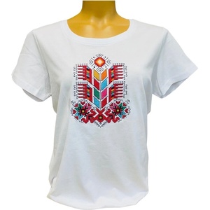 КАРНАВАЛ ДАМСКА ТЕНИСКА С БРОДЕРИЯ - МОДЕЛ 8 (787720242242)