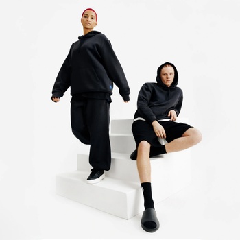 Decathlon Unisex mikina s kapucí Elementals černá