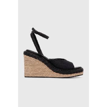 Calvin Klein Сандали Calvin Klein WEDGE SANDAL 70 MONOCQ в черно HW0HW01961 (HW0HW01961)