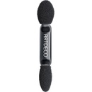 Artdeco obojstranný aplikátor očných tieňov Eyeshadow Double Applicator for Trio Box