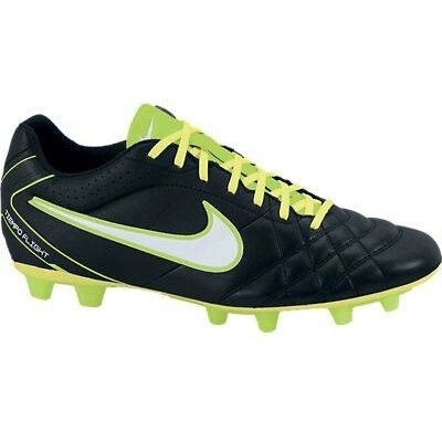 Nike Tiempo
