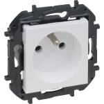 Legrand - Безрамкова домашна розетка NILOE STEP 250V бяла (LR0049)