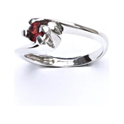 Čištín stříbrný přírodní granát 4476