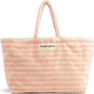 Bongusta Чанта за рамо Bongusta Naram Weekend Bag Shoulder bag - Tropical / Creme - размер One Size (510-5695-0911)