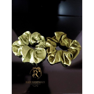 Radi handmade Сатенени скрънчита в светло маслинено и тръстиково зелено (679)